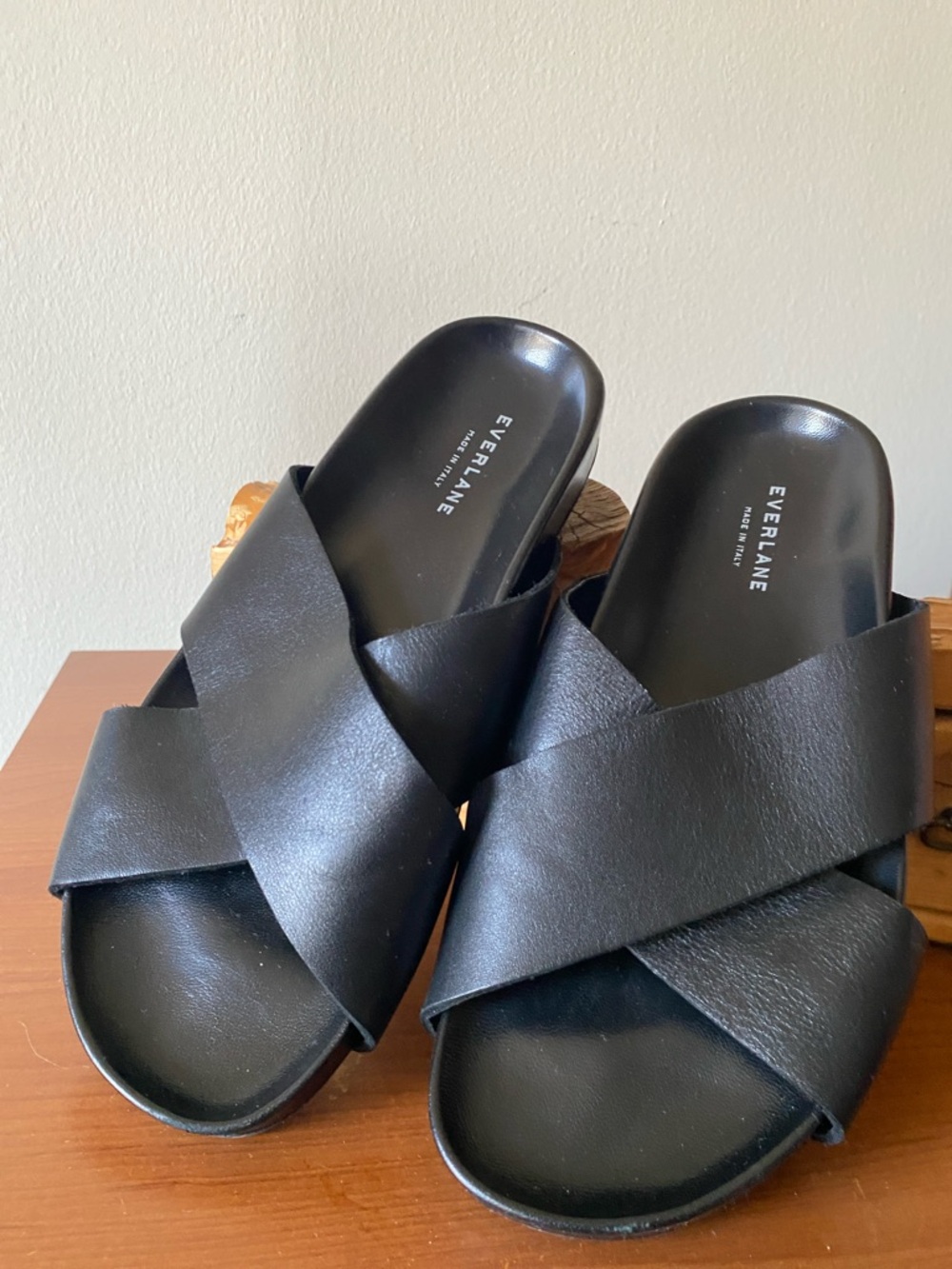 Everlane Form Cross Over Sandals